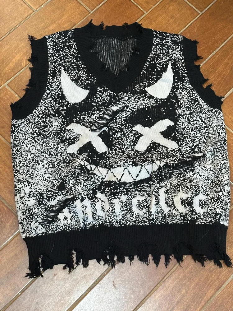 Shein سويترات وبلوفرات