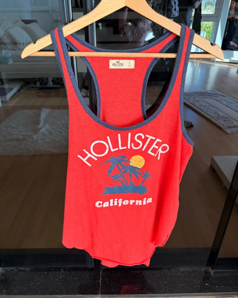 Hollister تانك توب