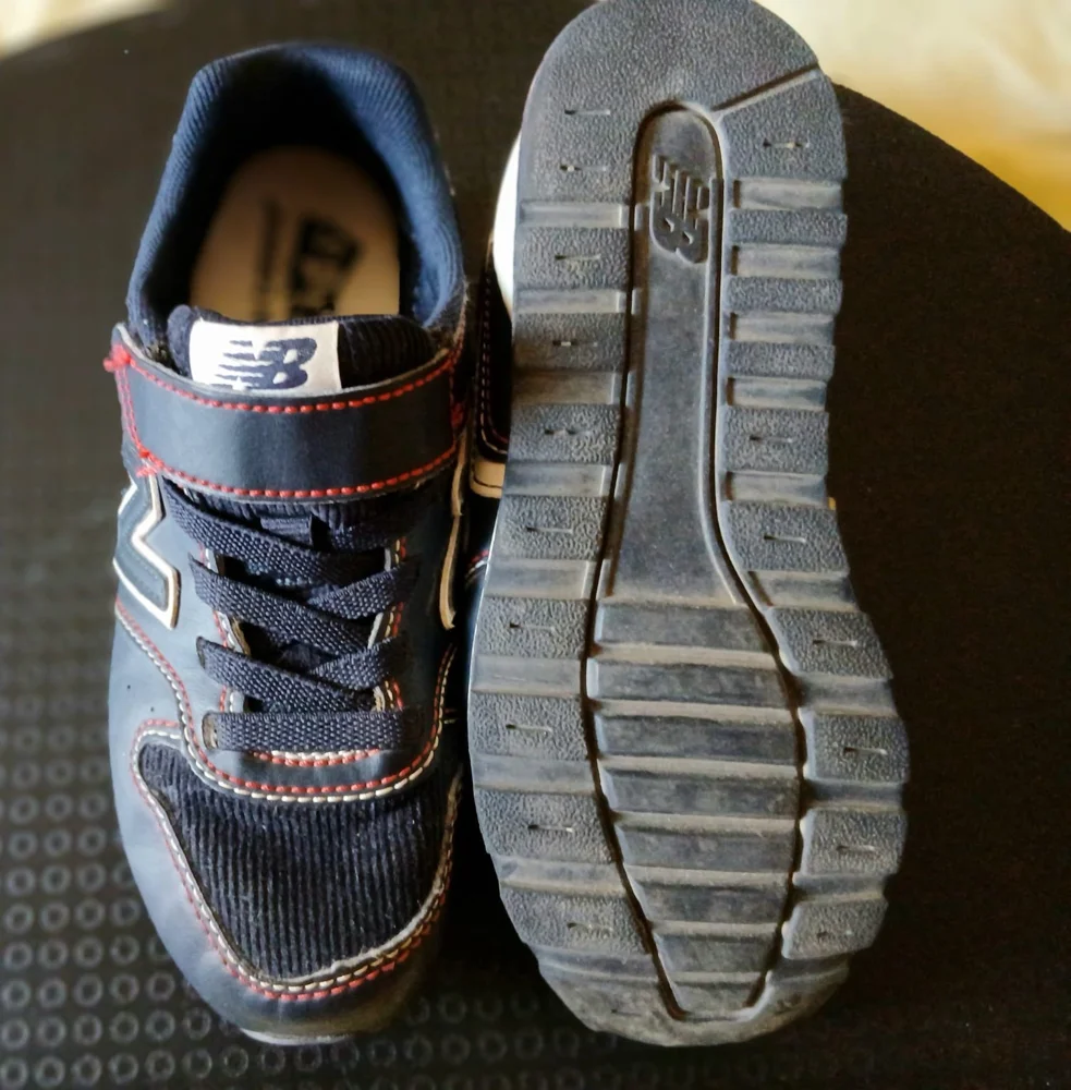New Balance Shoes, size 5y, photo 4