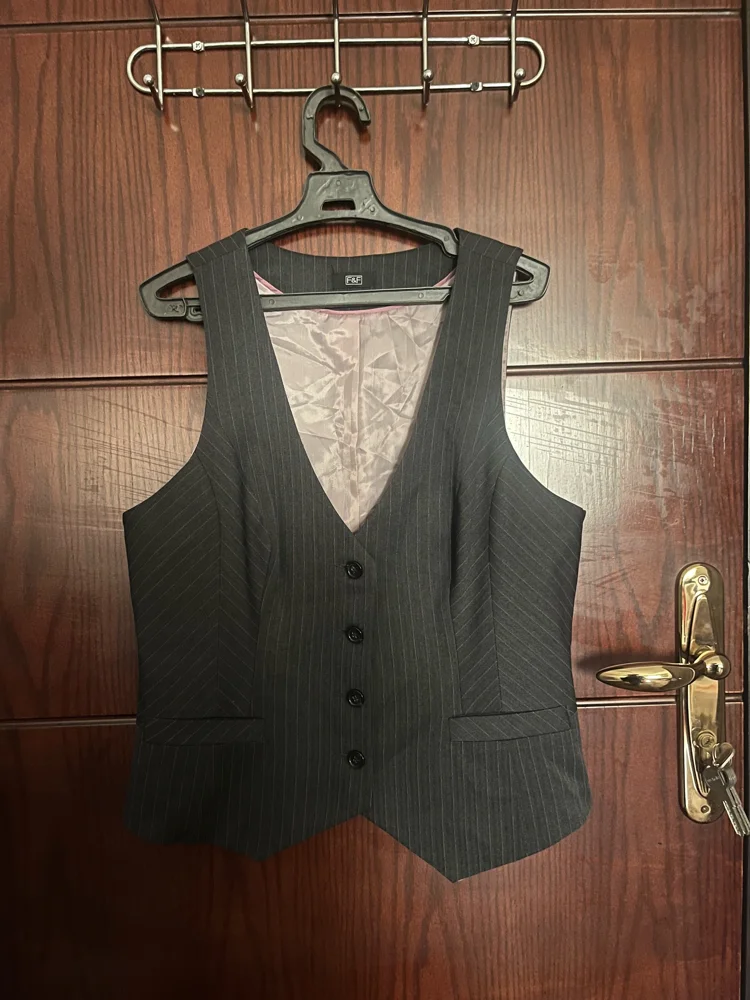F&F Vests, size L / 40 / 12