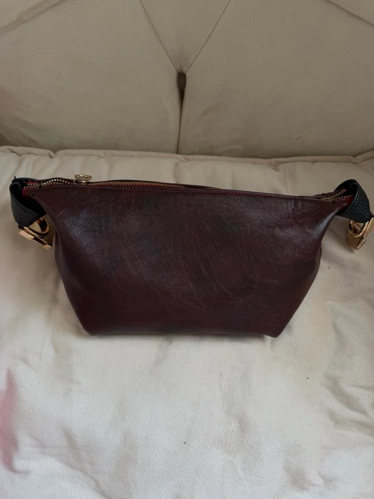 Local Handbags, Excellent, photo 2