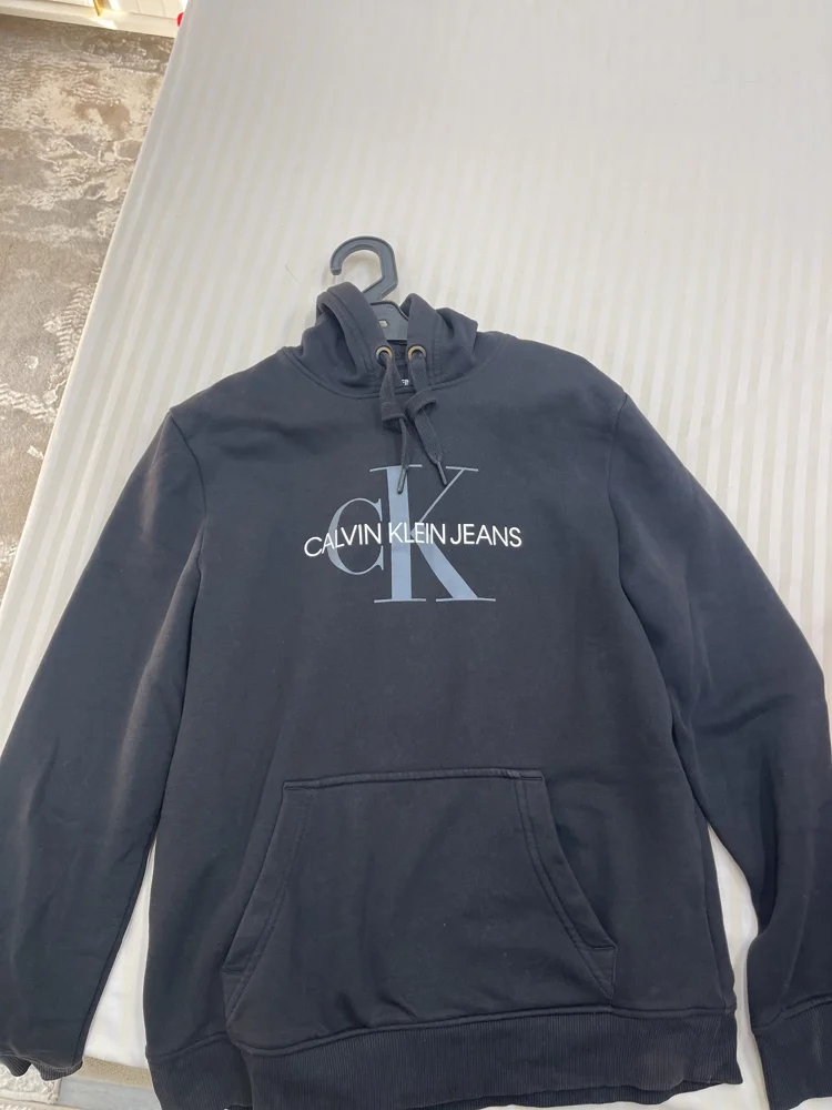 Calvin Klein Hoodies, size M