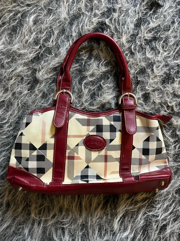 Burberry Clutch