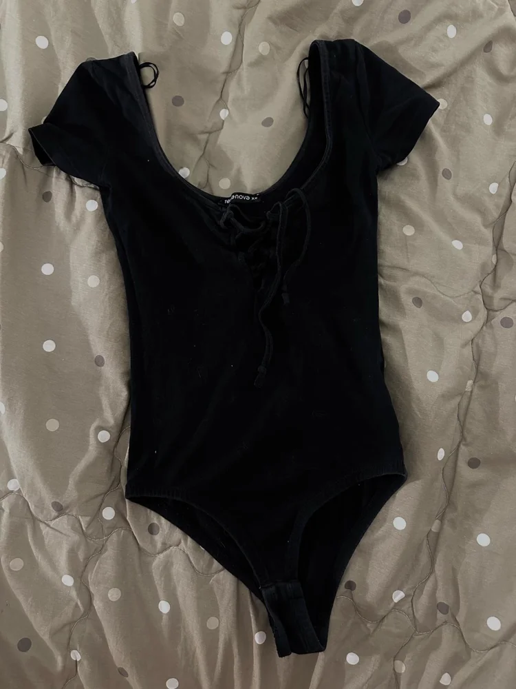 Terranova Bodysuits