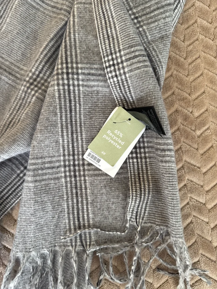 H&M Scarves & Shawls, New with tags, photo 2