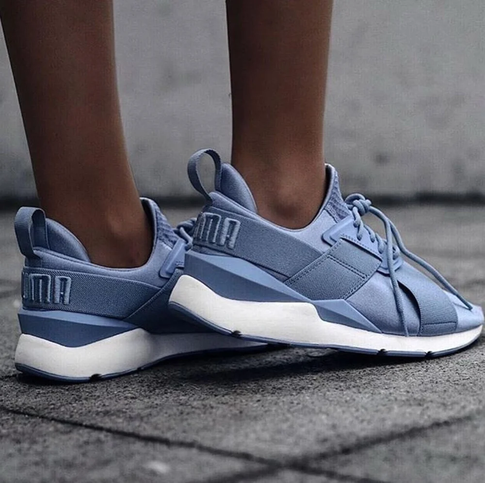 Puma سنيكرز