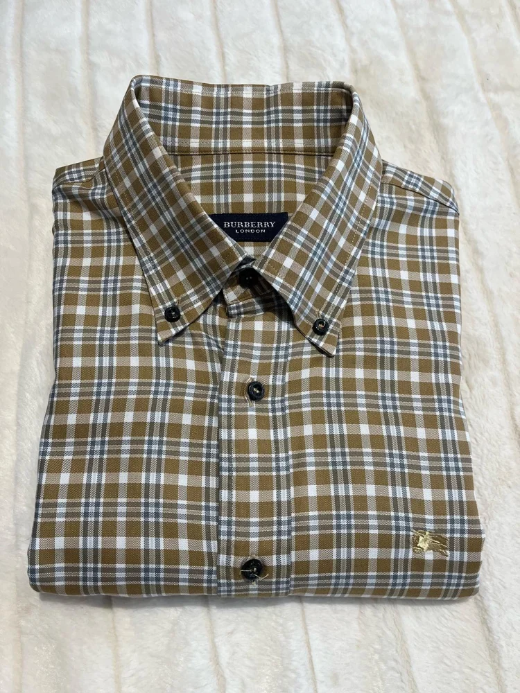 Burberry قمصان