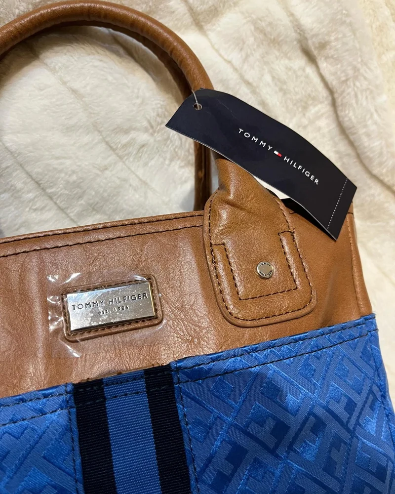 Tommy Hilfiger Handbags