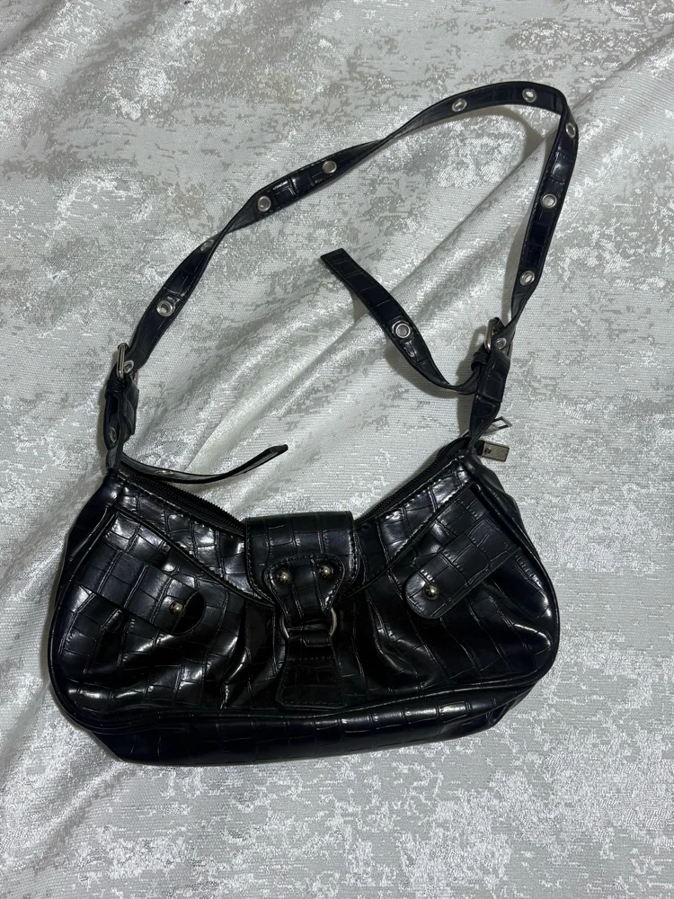 Shoulder Bags