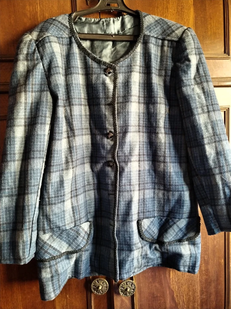 Jackets, size XXL / 44 / 16