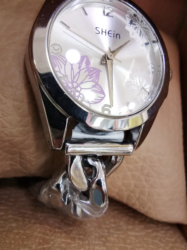Shein ساعات، حالة مقبولة، صورة 3