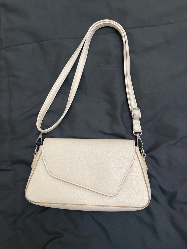 Cross-Body Bags