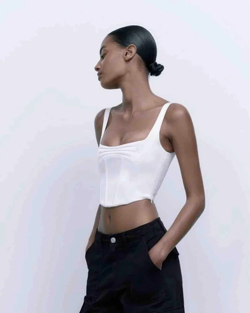 Zara كروب توب