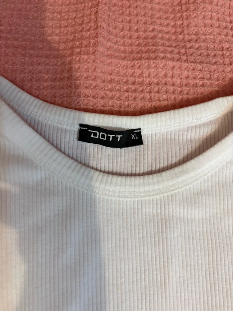 T-shirts, size XL / 42 / 14, photo 4