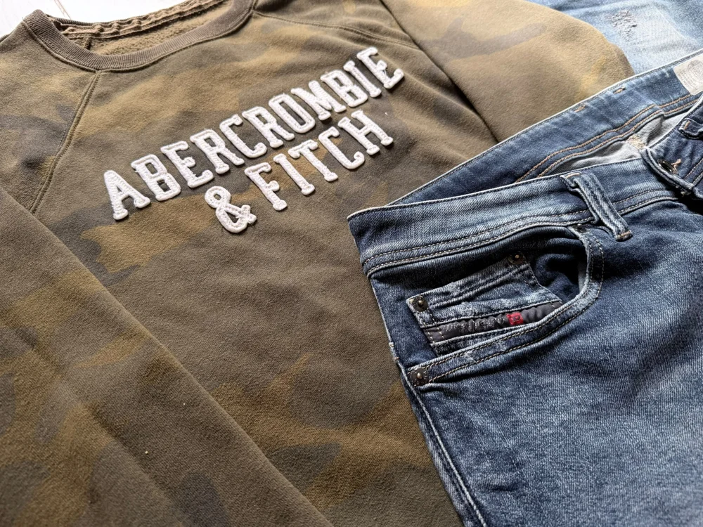 Abercrombie & Fitch Long Sleeve Shirts, size M
