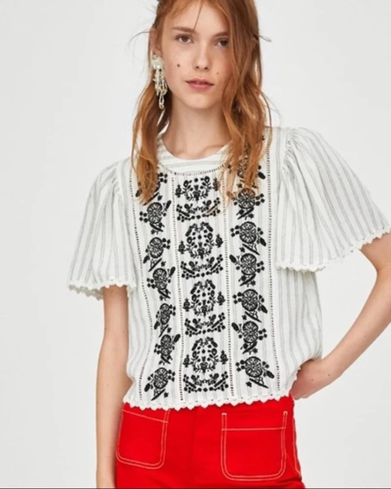 Zara بلوزات