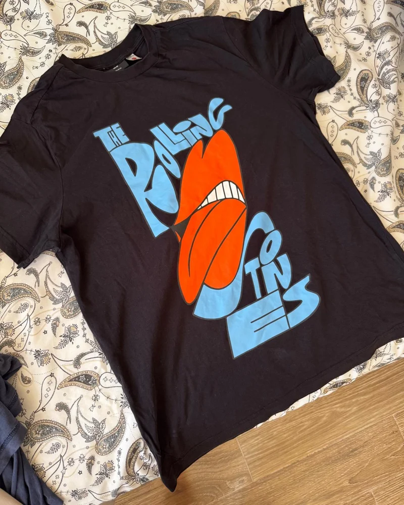 H&M T-shirts