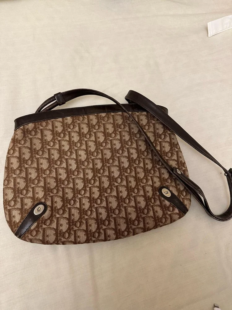 Dior شنط كروس