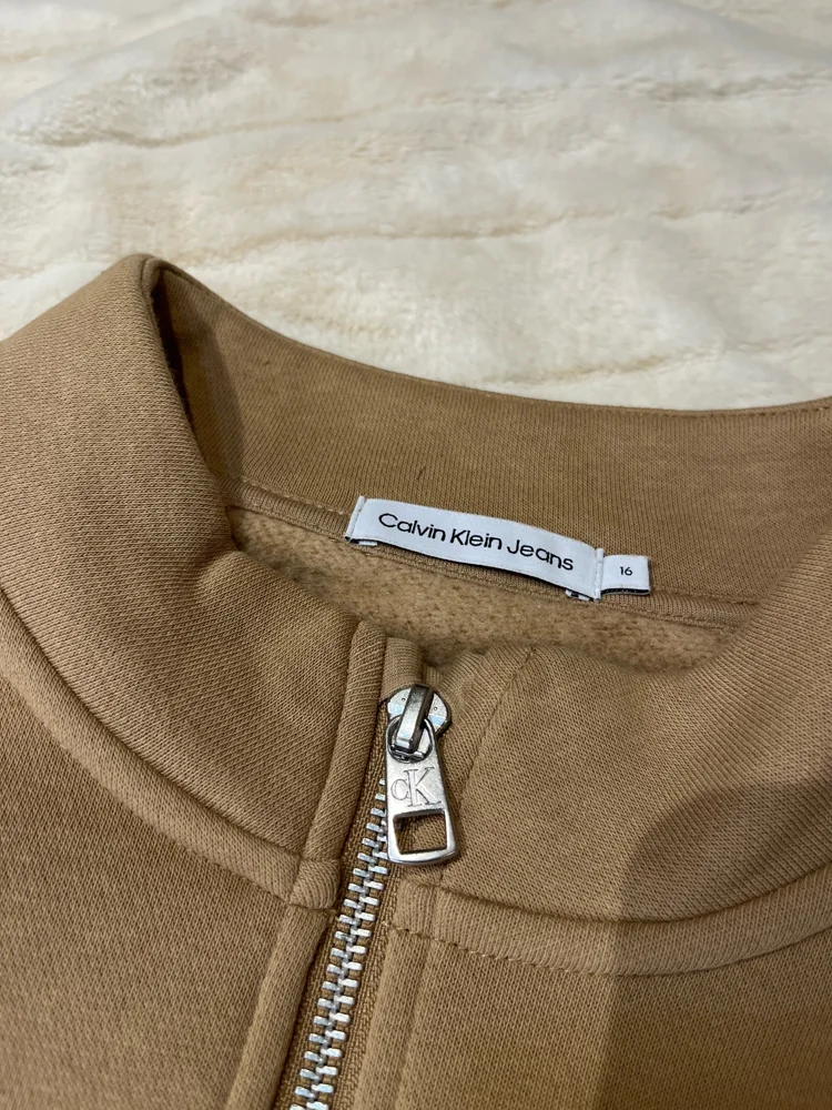 Calvin Klein Crop Tops, size S / 36 / 8, photo 5
