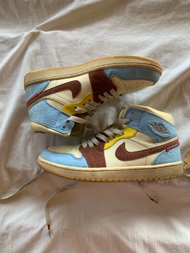Nike Sneakers