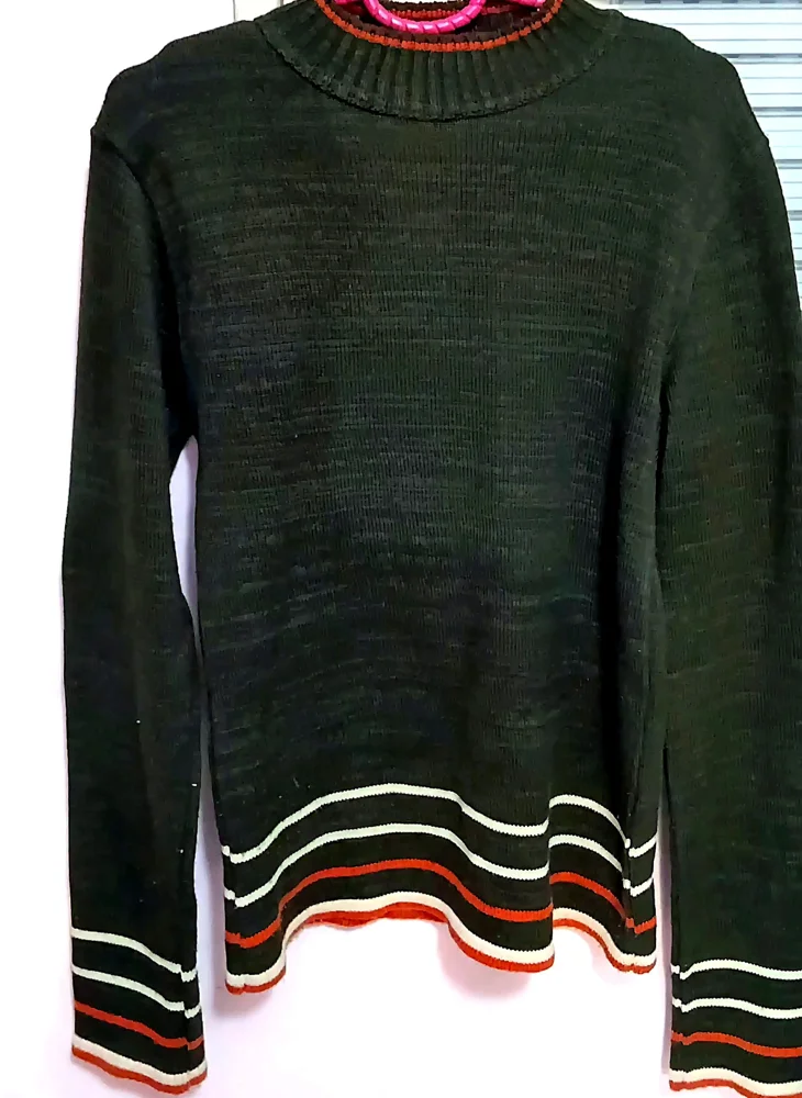 Sweaters & Pullovers