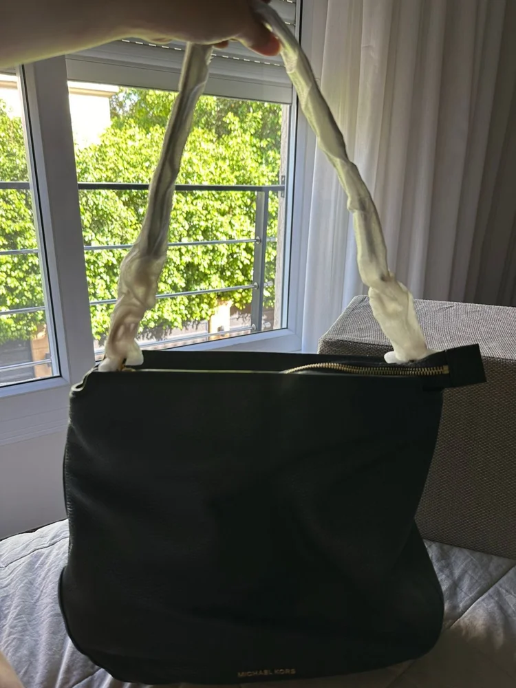 Michael Kors Shoulder Bags