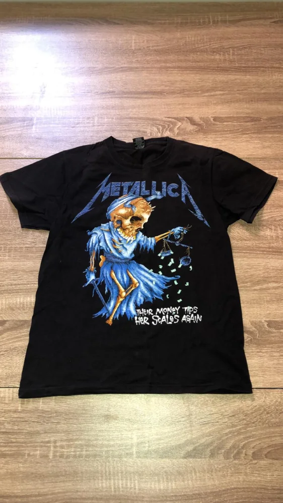 T-shirts, size M