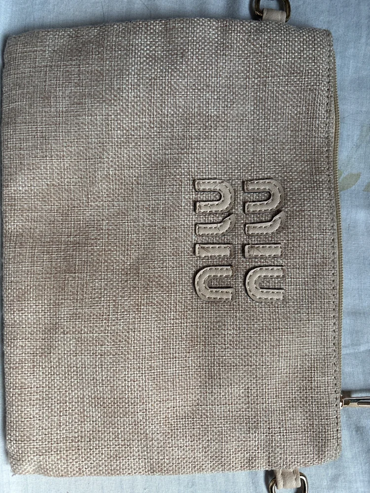 Clutches & Evening Bags