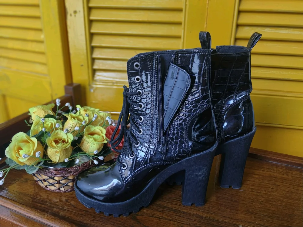 Local Boots, size 38, photo 4
