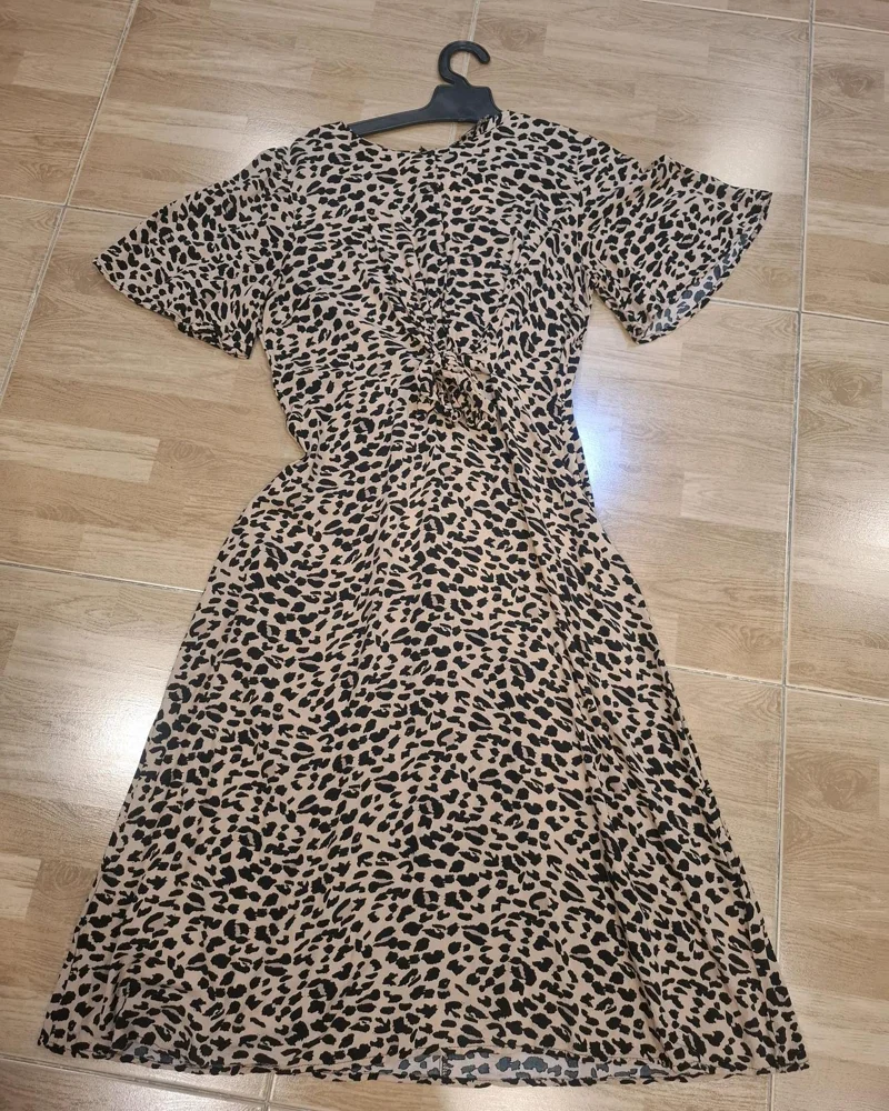Max Midi Dresses