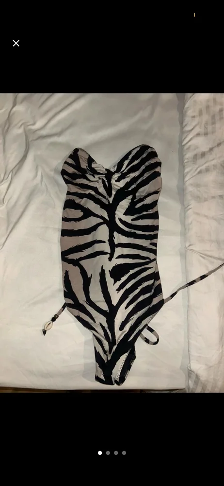 H&M One-Piece Swimsuits, size L / 40 / 12, photo 2