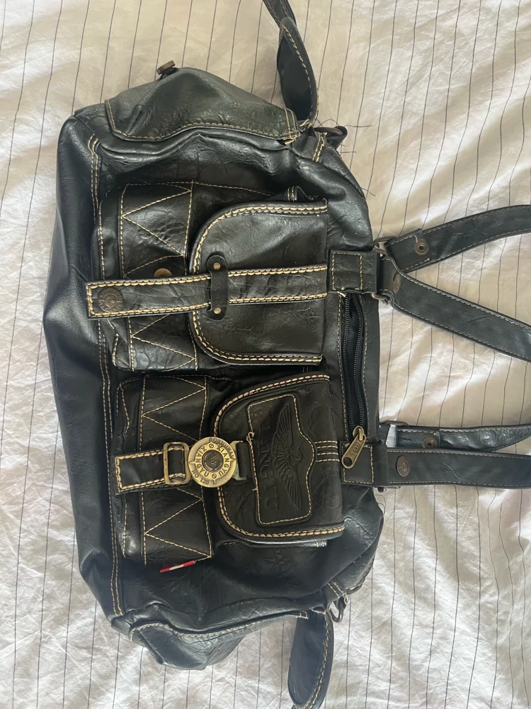 Shoulder Bags