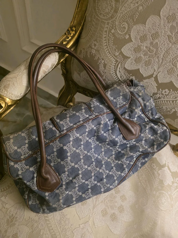 CELINE Shoulder Bags, Good, photo 4