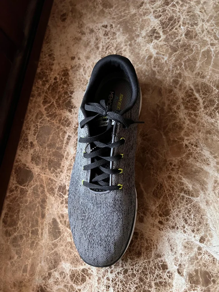 Sketchers سنيكرز