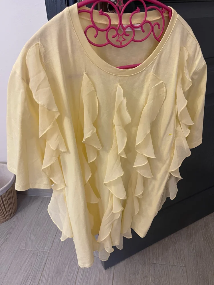 Zara تيشيرتات