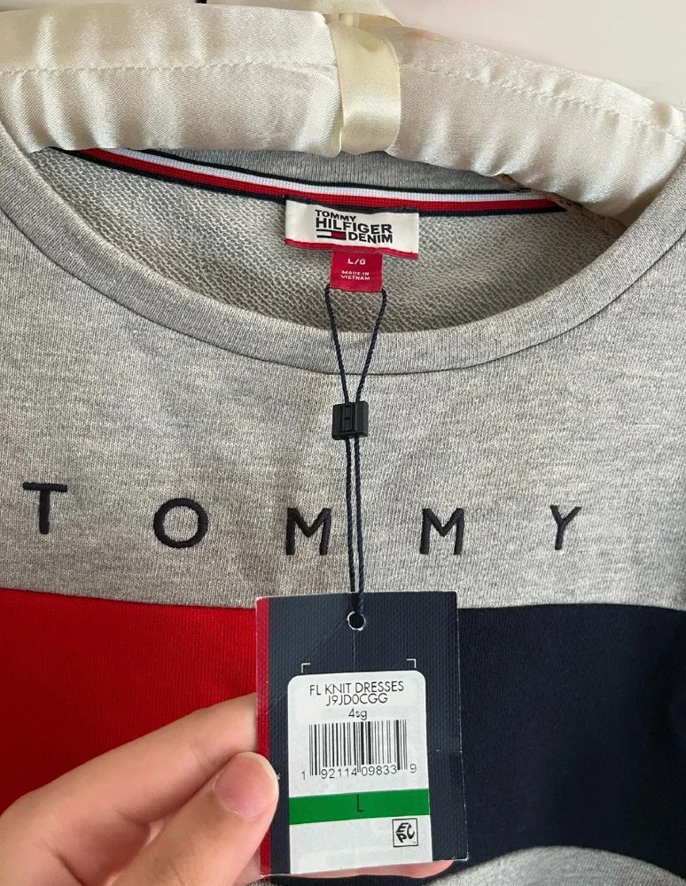 Tommy Hilfiger Sweatshirts, New with tags, size L / 40 / 12, photo 5