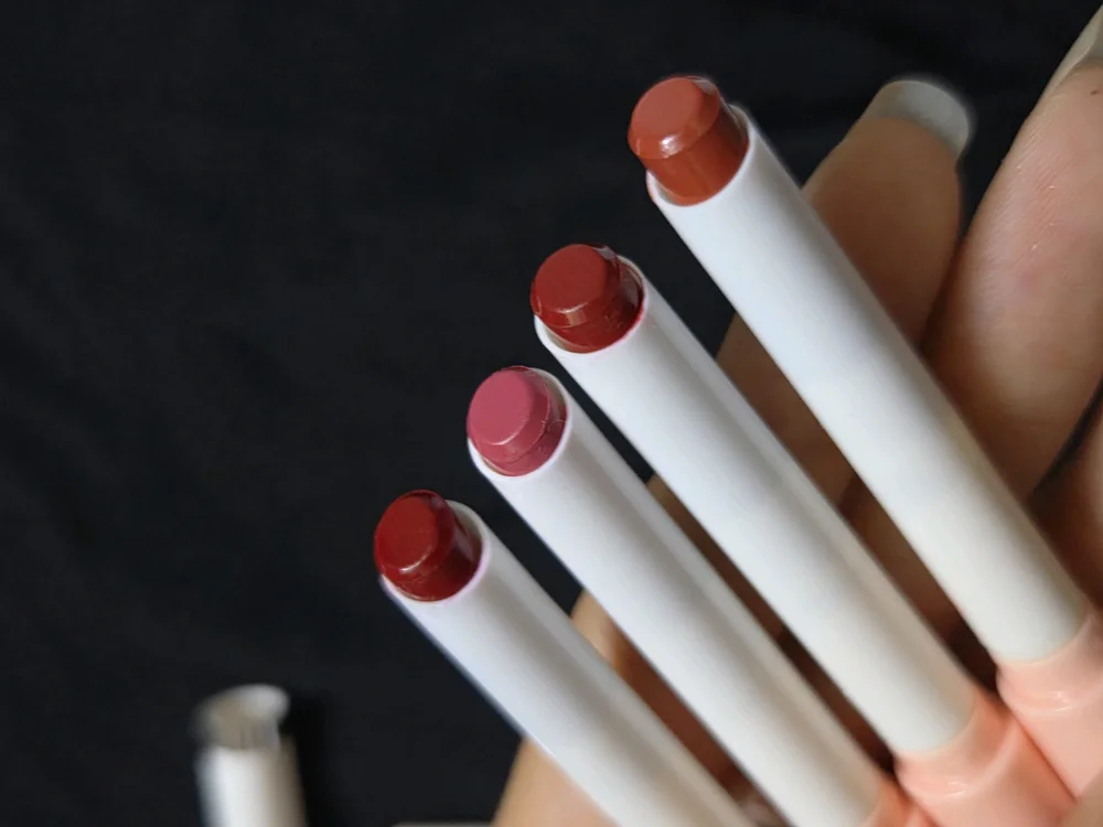 Lips, size Other, photo 6