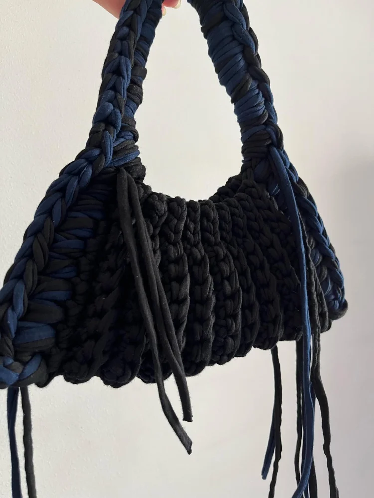 Local شنط صغيرة