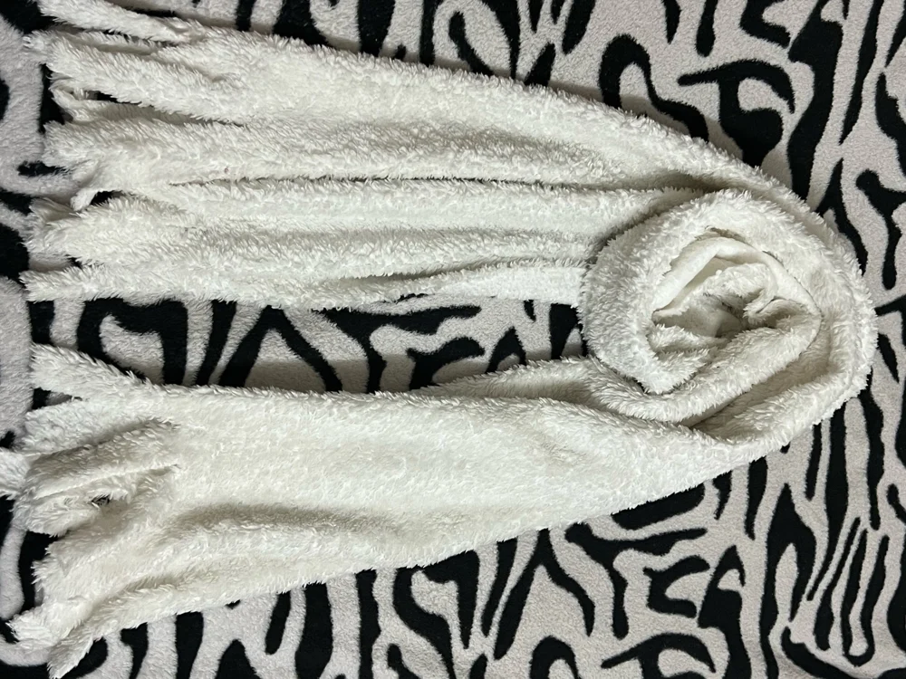 Scarves & Shawls, Excellent, photo 2