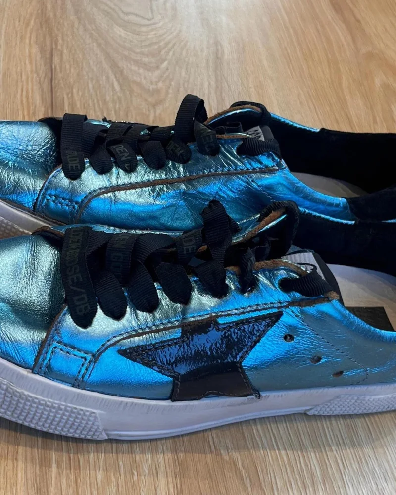 Golden Goose Sneakers