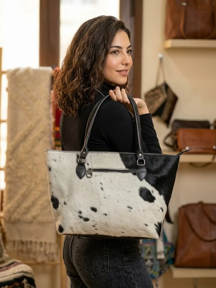 Local Shoulder Bags, New with tags, photo 2