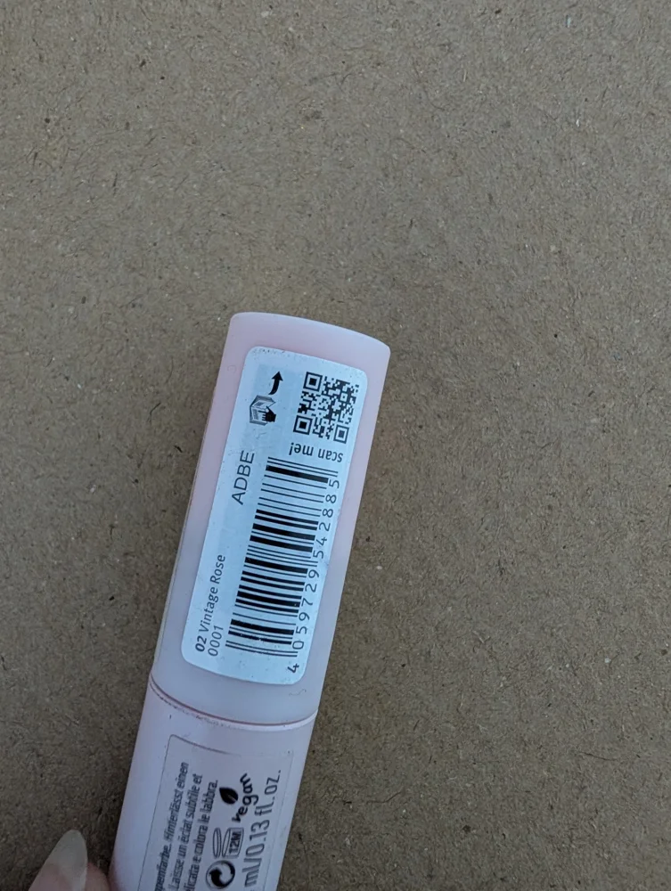Essence Lips, Excellent, photo 2