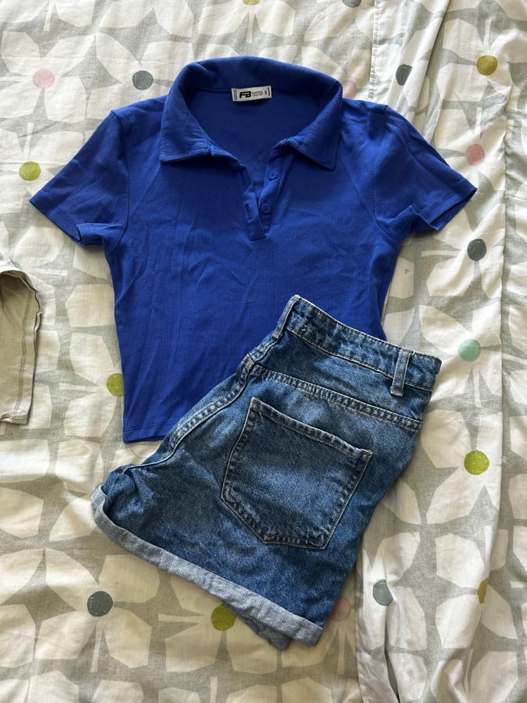 FB Sister Crop Tops