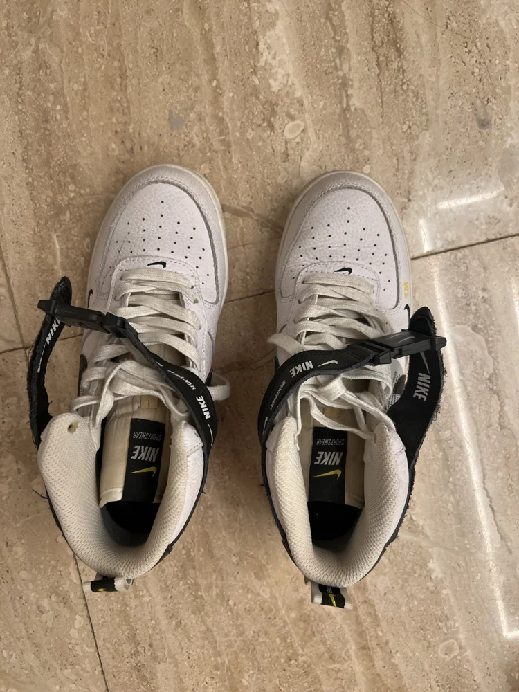 Nike Sneakers