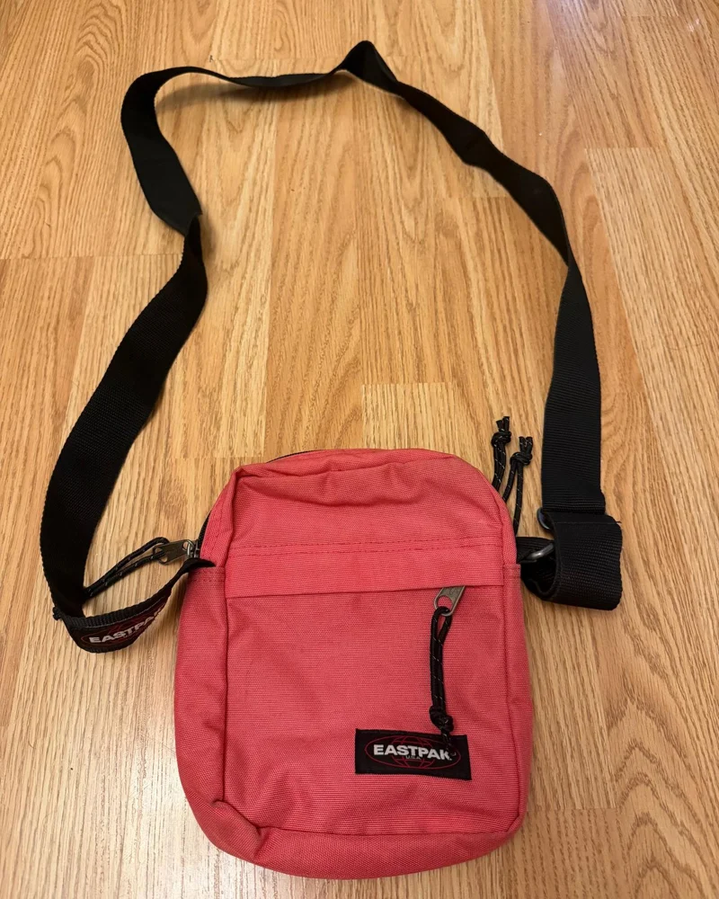 Eastpak Shoulder Bags