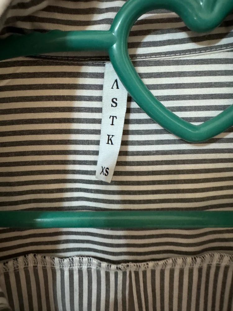 Local Shirts, size XS / 34 / 6, photo 3