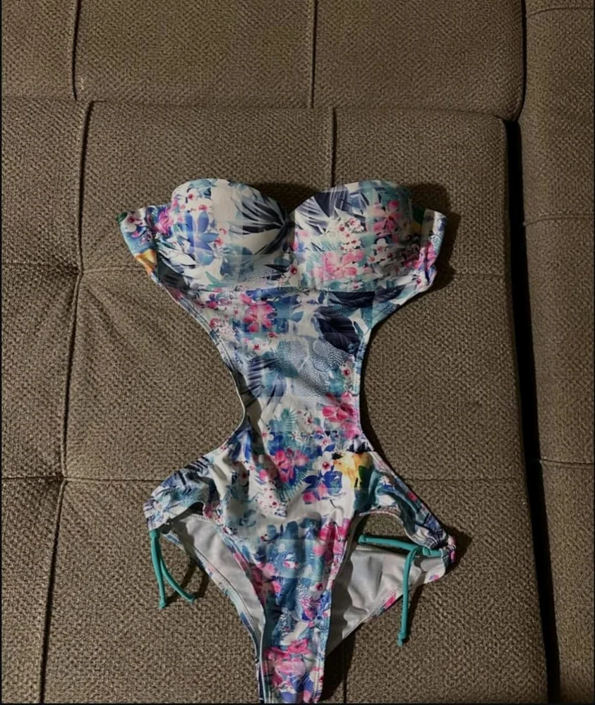 One-Piece Swimsuits