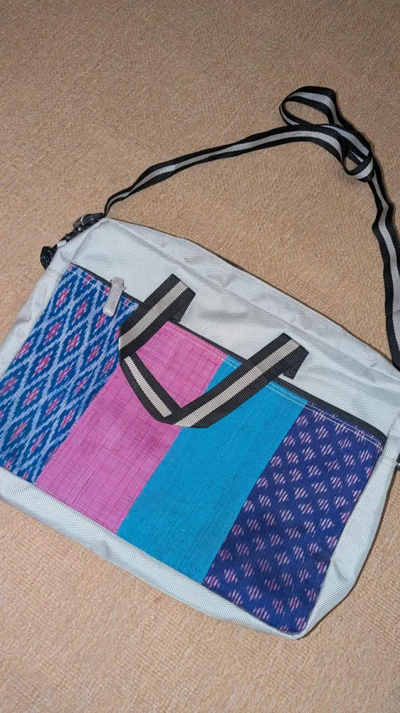 Cross-Body Bags