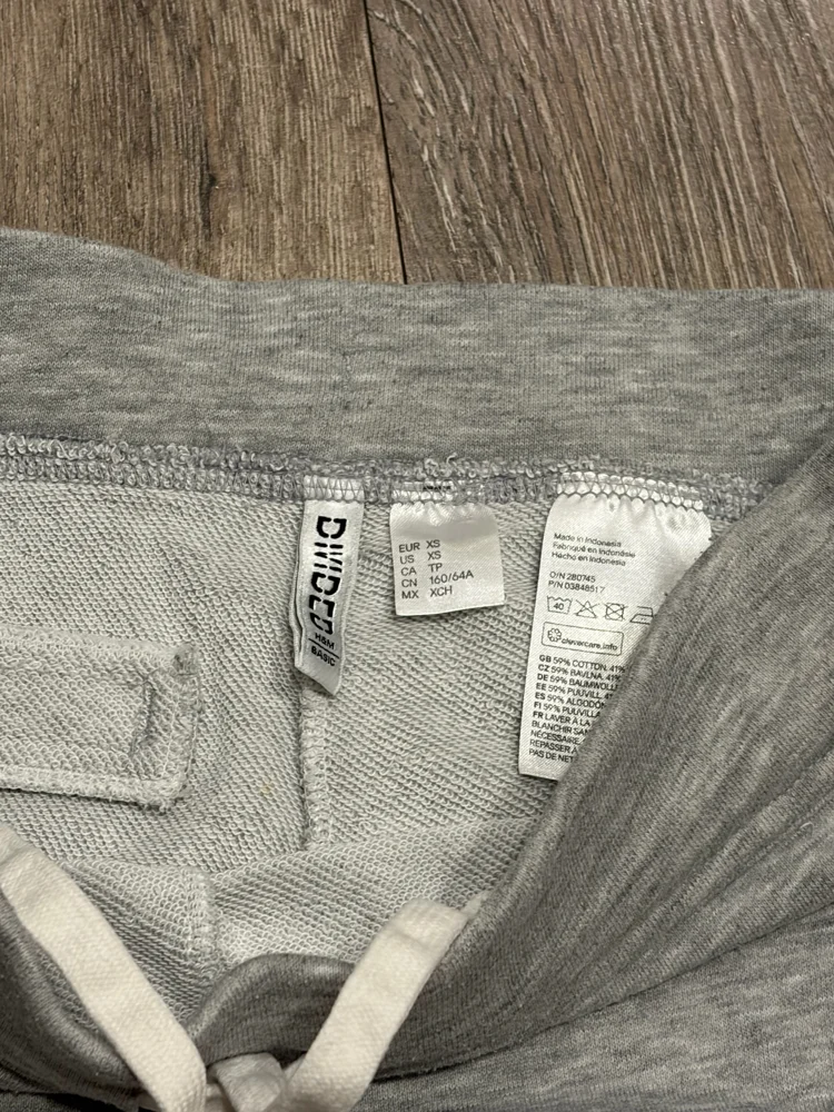 H&M Shorts, size XS / 34 / 6, photo 3