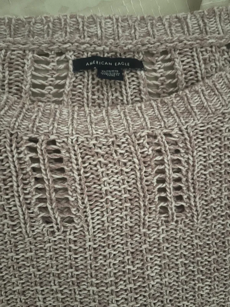 American Eagle Sweaters & Pullovers